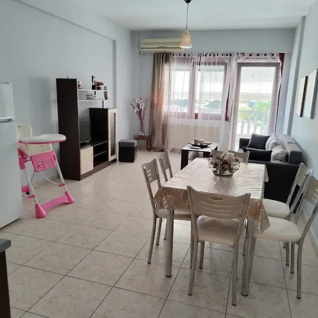 Διαμέρισμα Apostolis